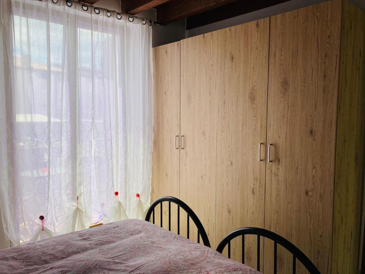 Palm Beach - Your Private And Complete Apartment In Desenzano Del Garda Bagian luar foto