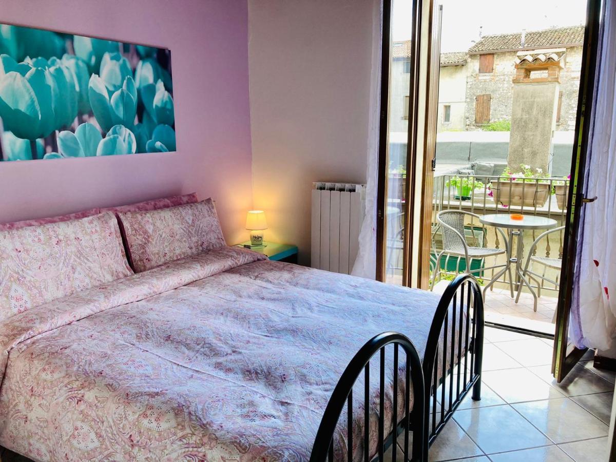 Palm Beach - Your Private And Complete Apartment In Desenzano Del Garda Bagian luar foto