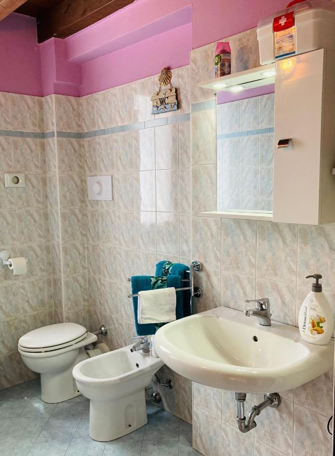 Palm Beach - Your Private And Complete Apartment In Desenzano Del Garda Bagian luar foto